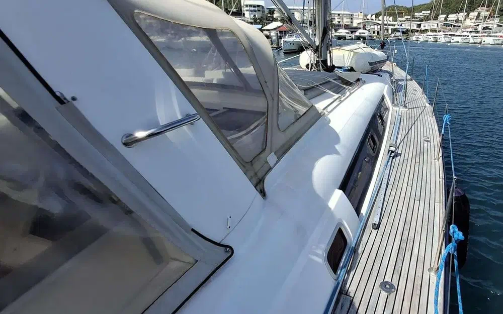 slider 10 Beneteau Oceanis 58