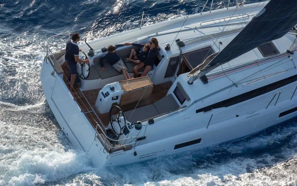 slider 0 Jeanneau Sun Odyssey 410