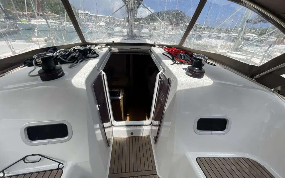 slider 18 Jeanneau Sun Odyssey 380
