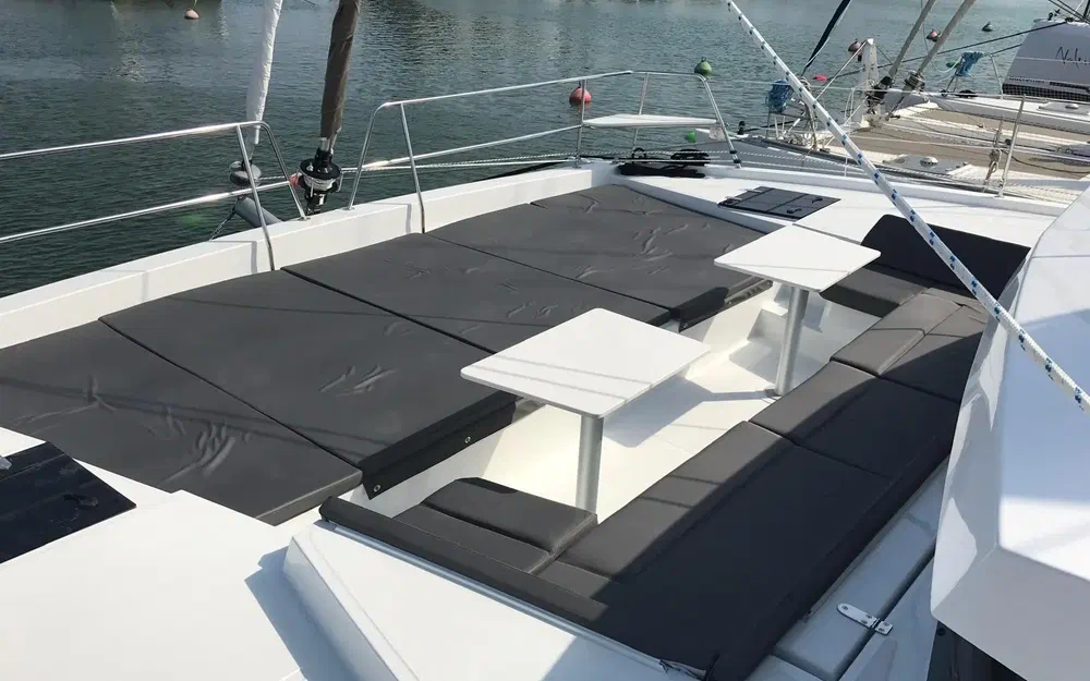 slider 11 Bali Catamarans Bali 4.5
