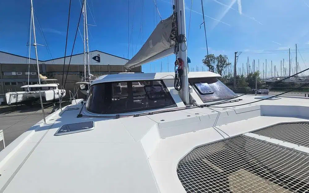 slider 15 Nautitech 40