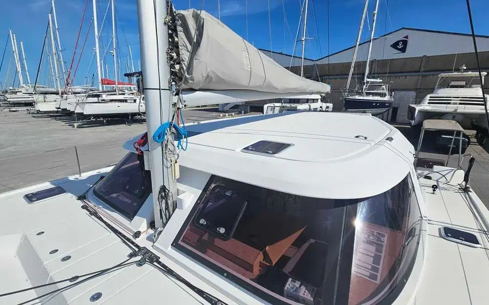 slider 17 Nautitech 40