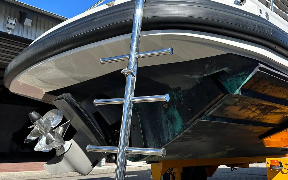 slider 13 Paragon Yachts Paragon 31