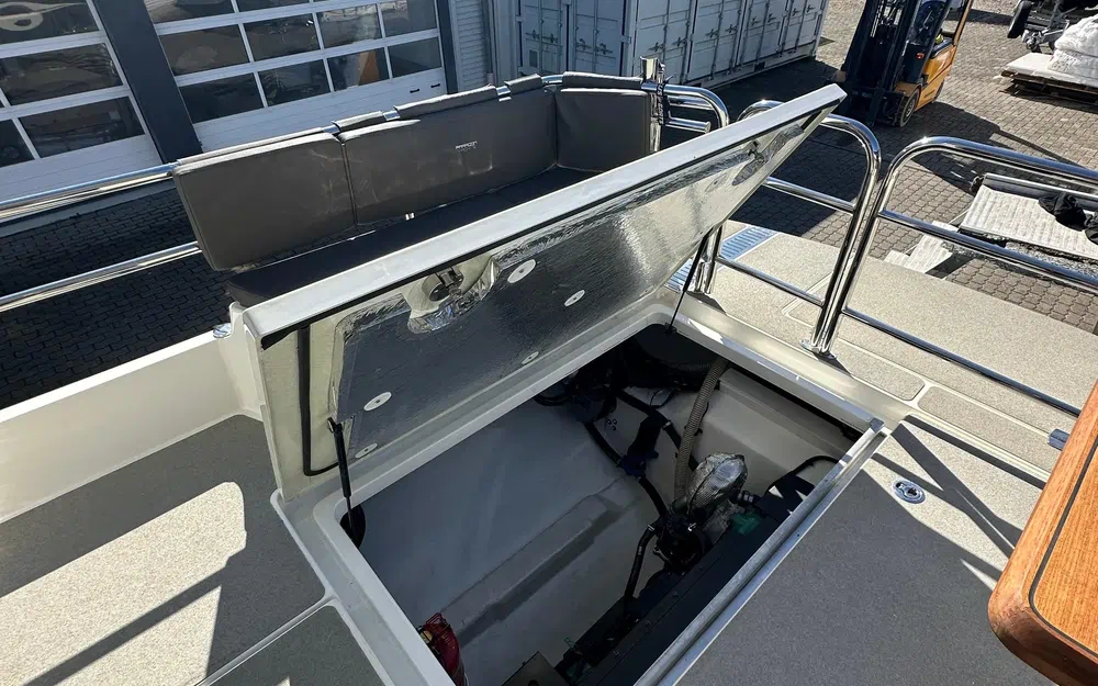 slider 16 Paragon Yachts Paragon 31