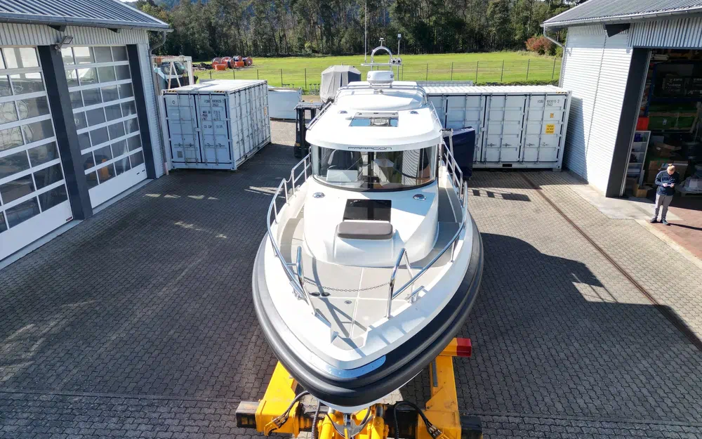 slider 1 Paragon Yachts Paragon 31