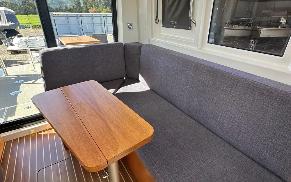 slider 30 Paragon Yachts Paragon 31