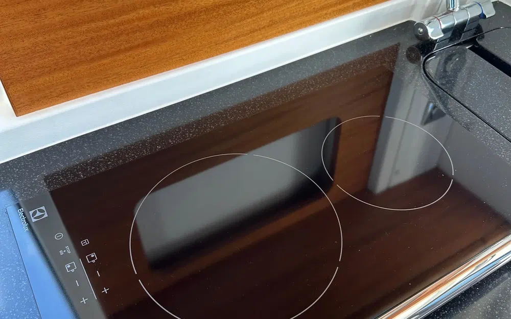 slider 34 Paragon Yachts Paragon 31