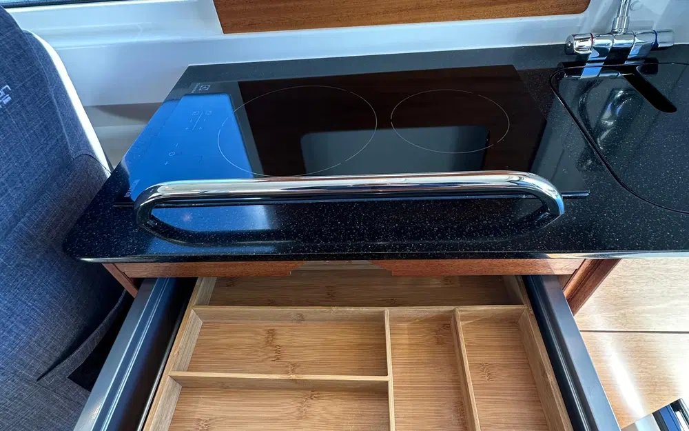 slider 35 Paragon Yachts Paragon 31