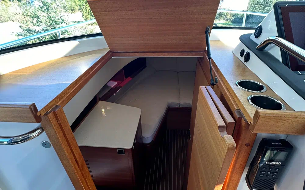 slider 54 Paragon Yachts Paragon 31