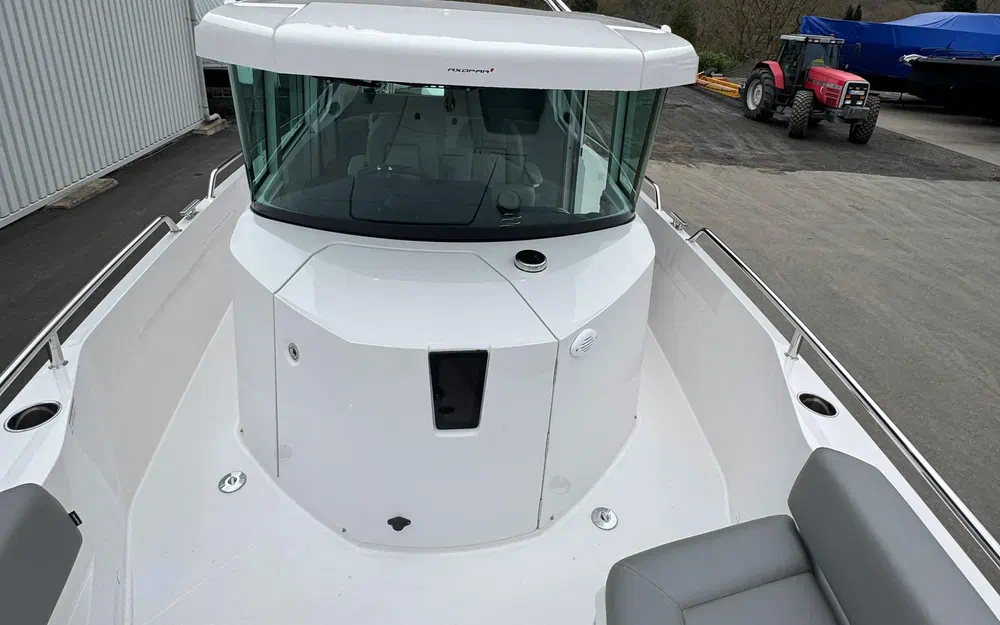 slider 29 Axopar 28 Open