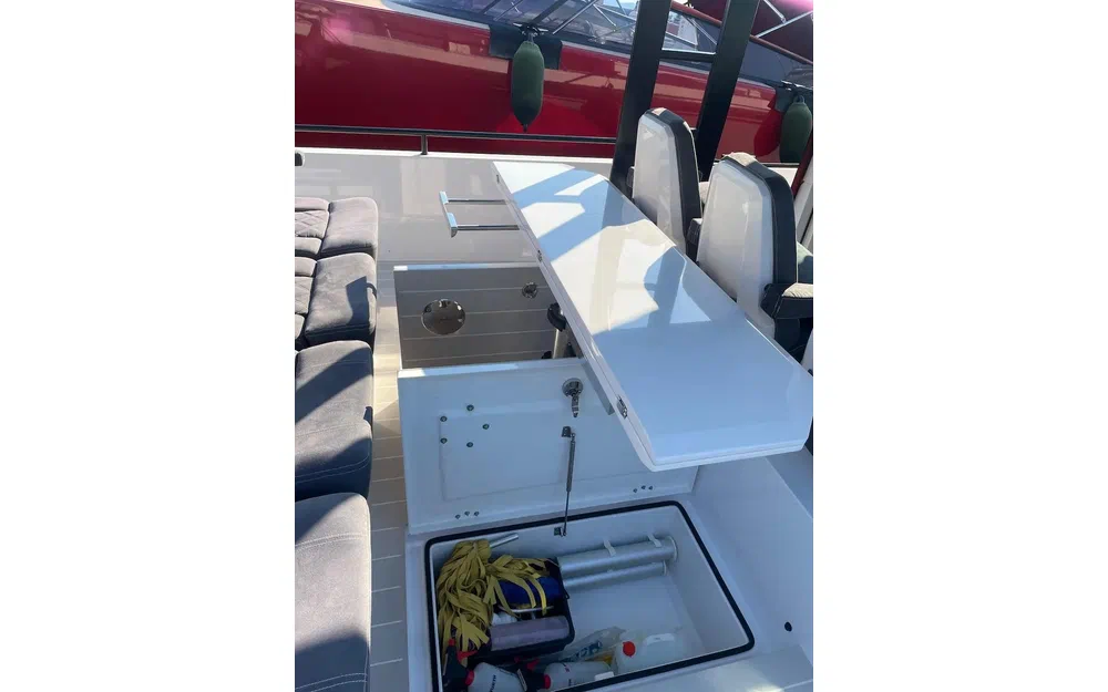 slider 26 Axopar 37 ST