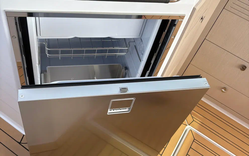 slider 13 Aquador 400 HT