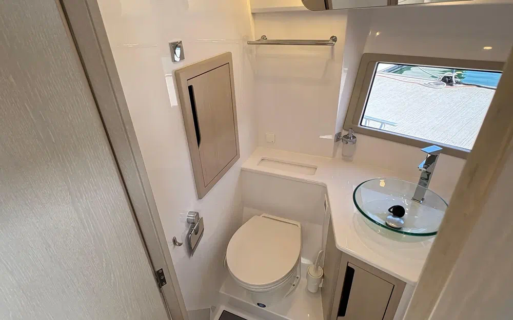 slider 17 Aquador 400 HT