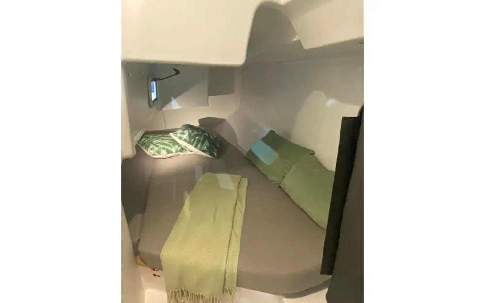 slider 10 Beneteau First 30