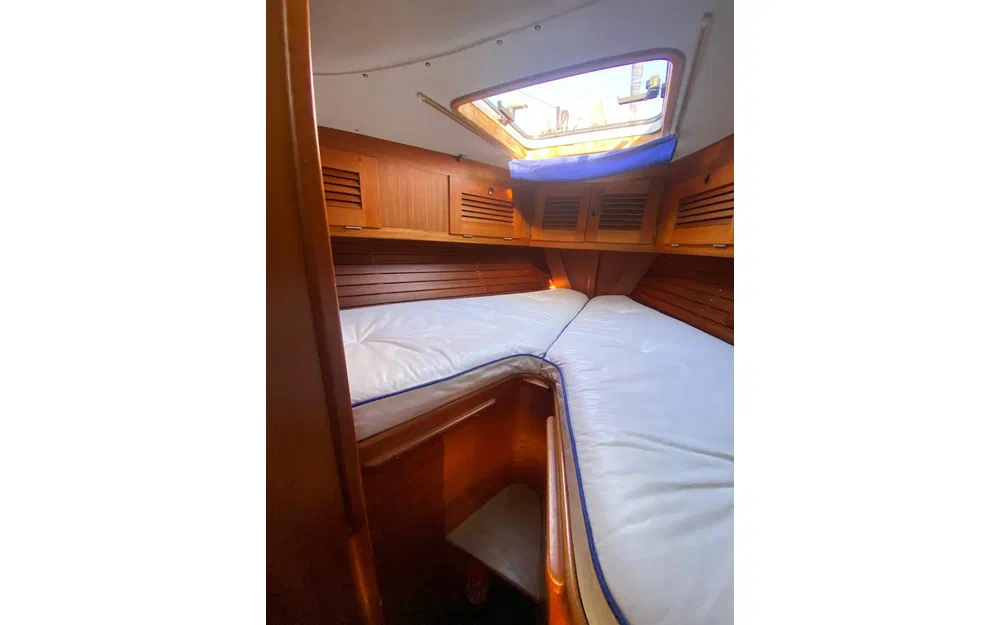 slider 6 Hallberg Rassy 39