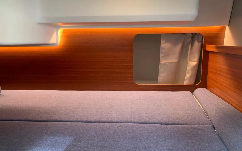 slider 19 Nimbus 305 Coupe