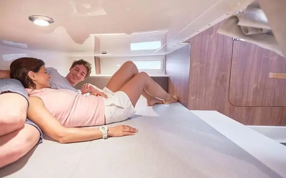 slider 16 Quicksilver Activ 875 Sundeck