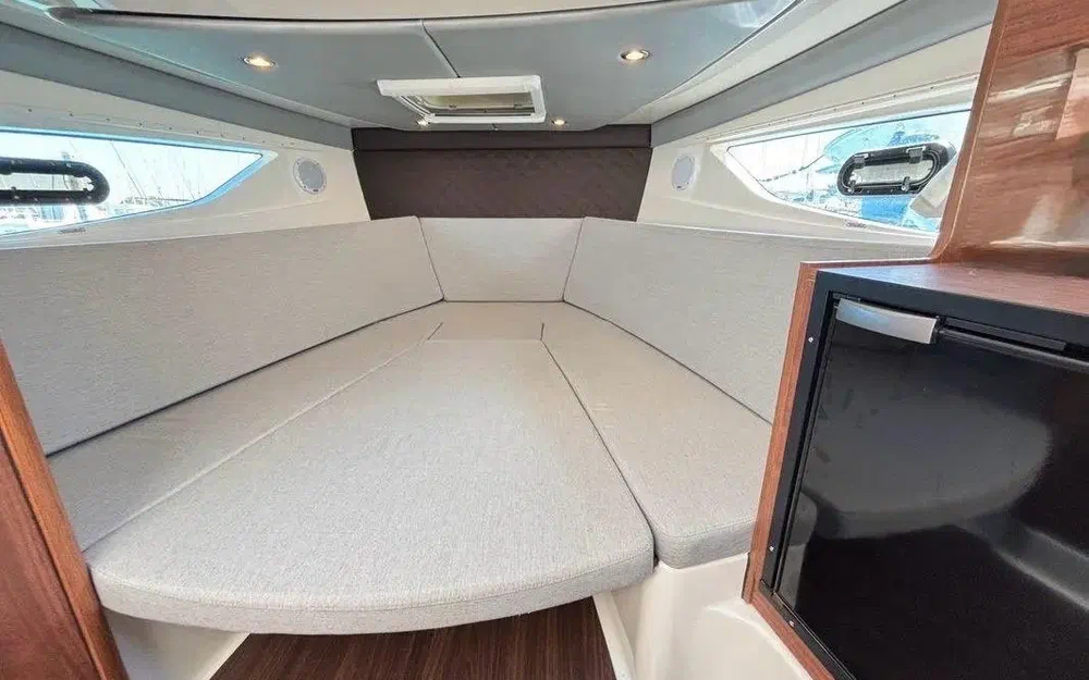 slider 6 Quicksilver Activ 875 Sundeck