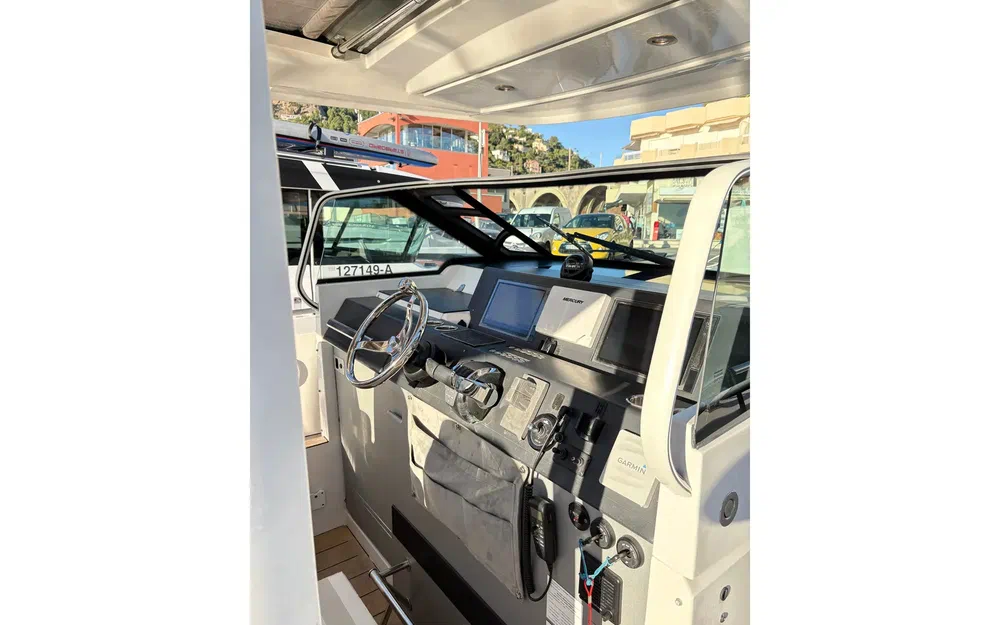 slider 2 Axopar 37 ST