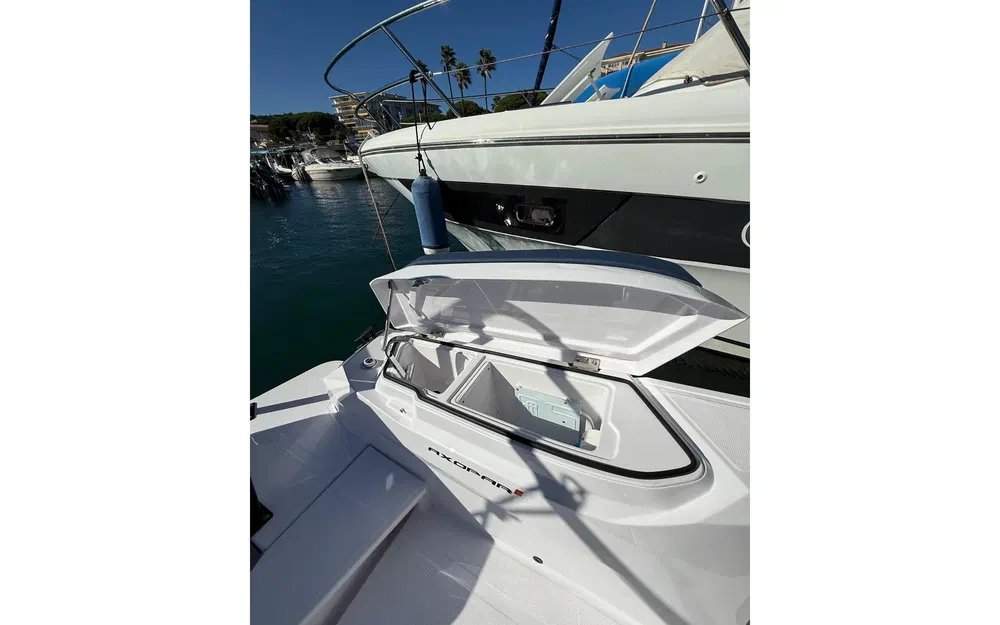 slider 14 Axopar 29 Sun Top