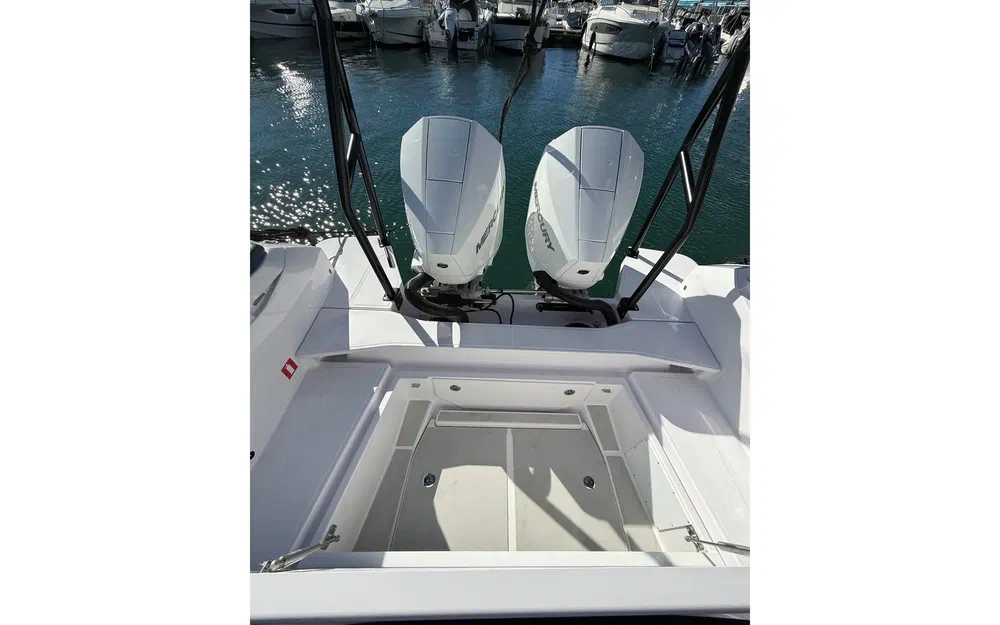 slider 19 Axopar 29 Sun Top