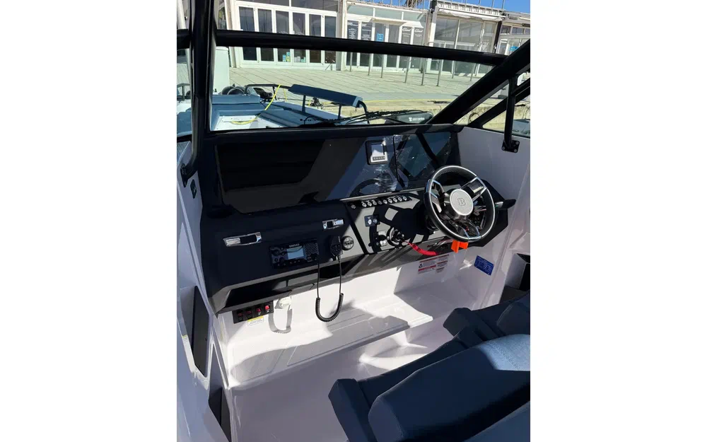 slider 20 Axopar 29 Sun Top