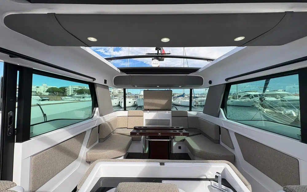 slider 10 Axopar 45 XC