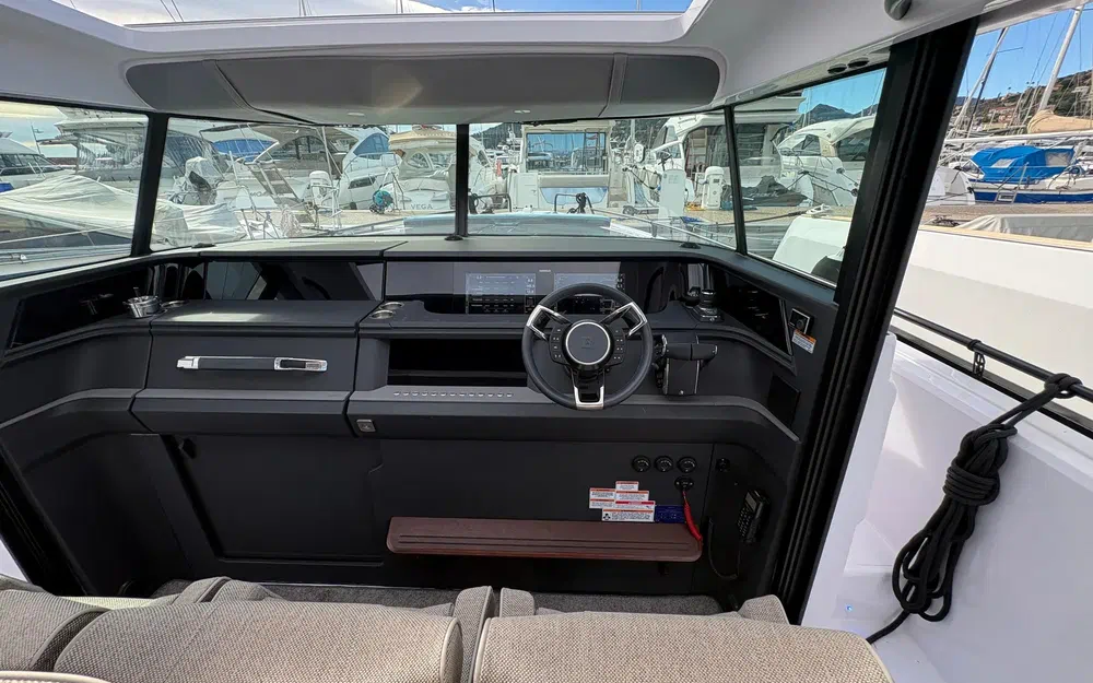 slider 12 Axopar 45 XC