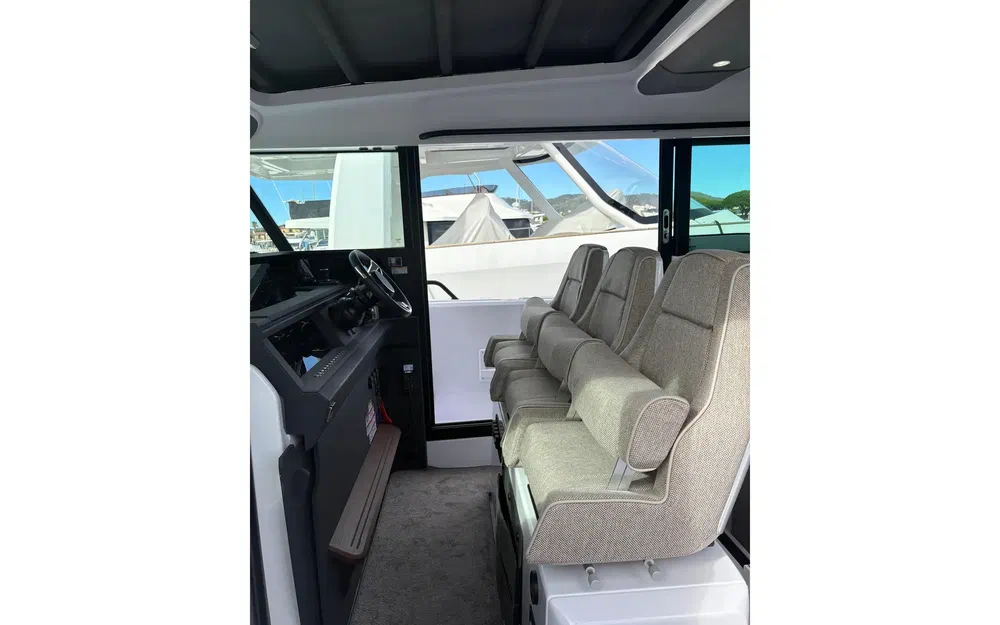 slider 15 Axopar 45 XC