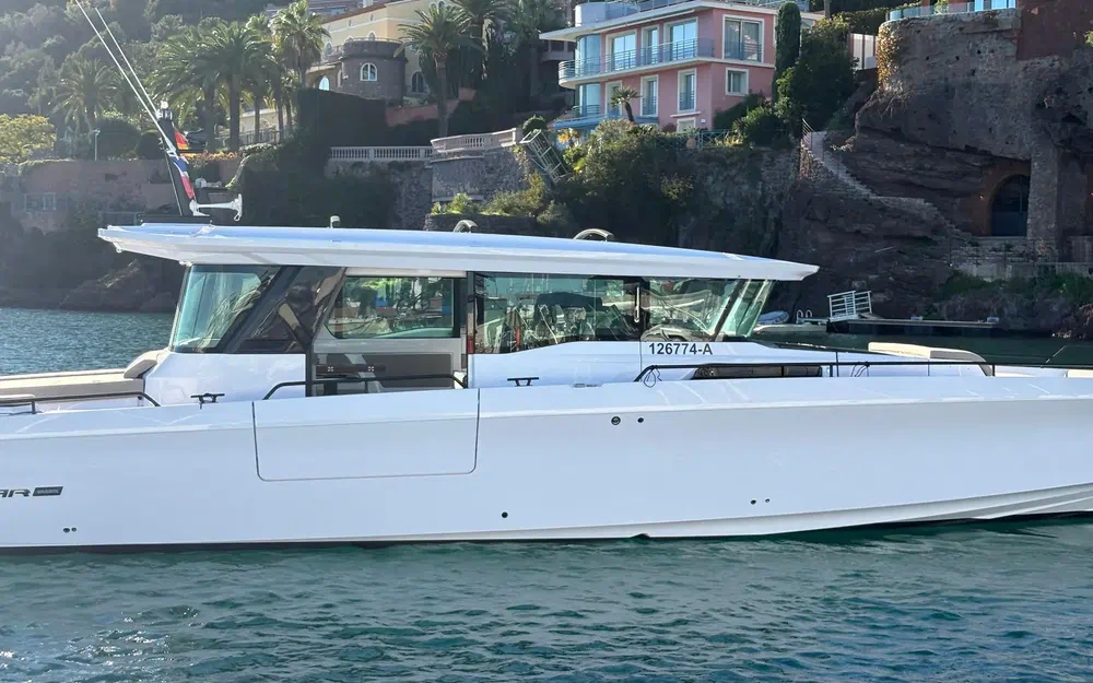 slider 1 Axopar 45 XC