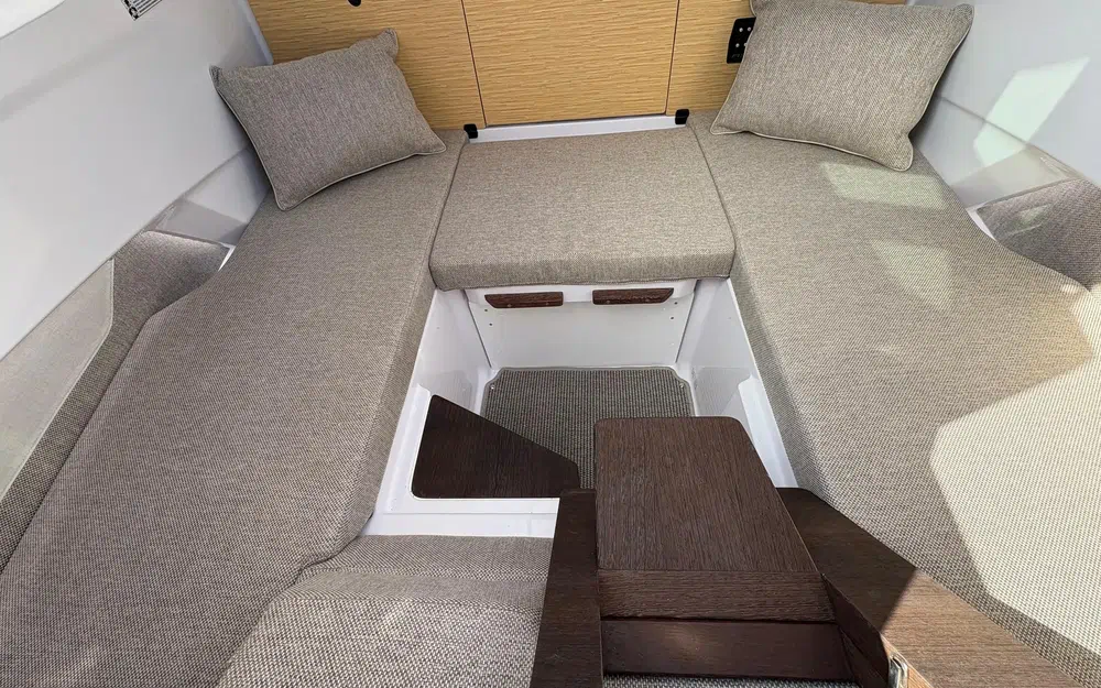 slider 13 Axopar 29 XC CROSS CABIN