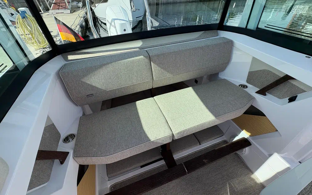 slider 7 Axopar 29 XC CROSS CABIN