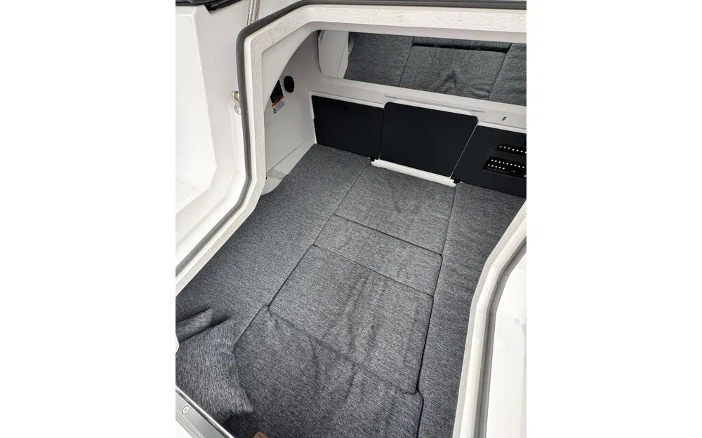 slider 9 Axopar 29 CCX