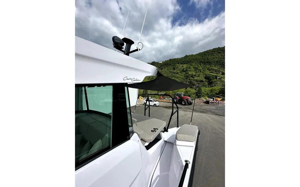 slider 14 Axopar 29 XC CROSS CABIN