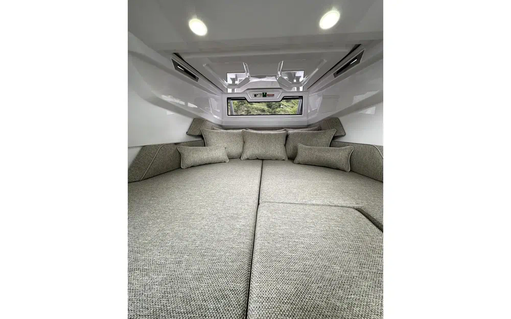 slider 21 Axopar 29 XC CROSS CABIN