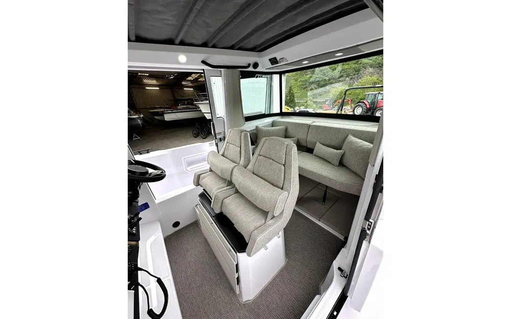 slider 30 Axopar 29 XC CROSS CABIN