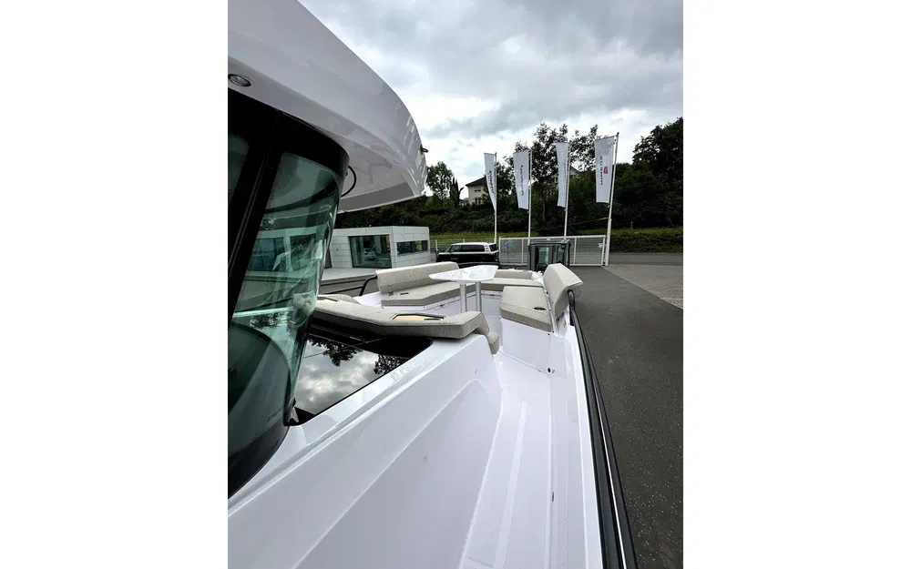 slider 36 Axopar 29 XC CROSS CABIN