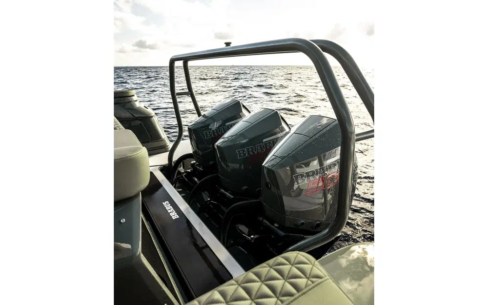 slider 10 Brabus Marine 1500 Cross Top