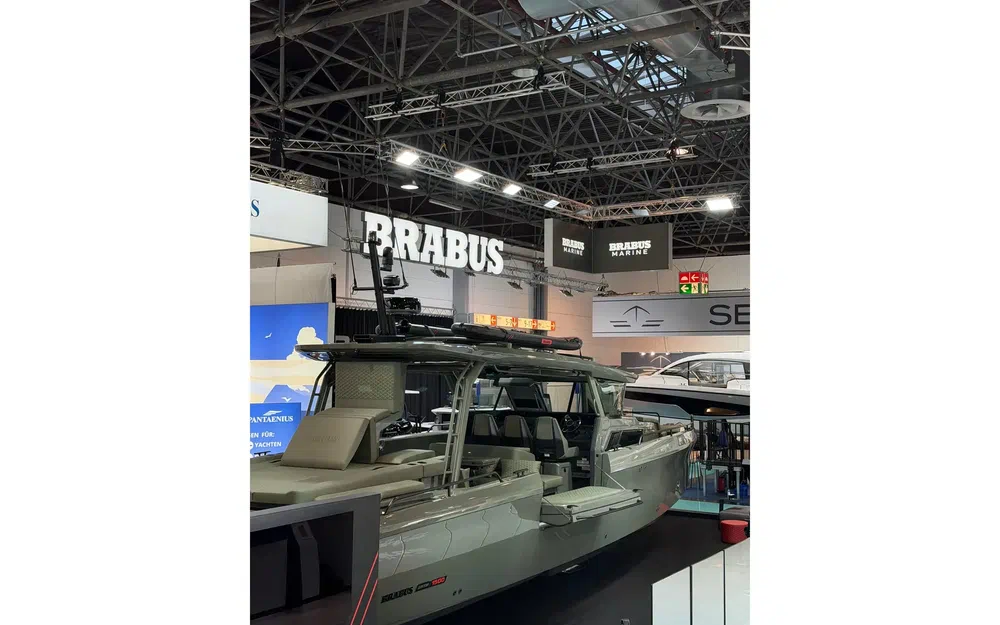 slider 2 Brabus Marine 1500 Cross Top