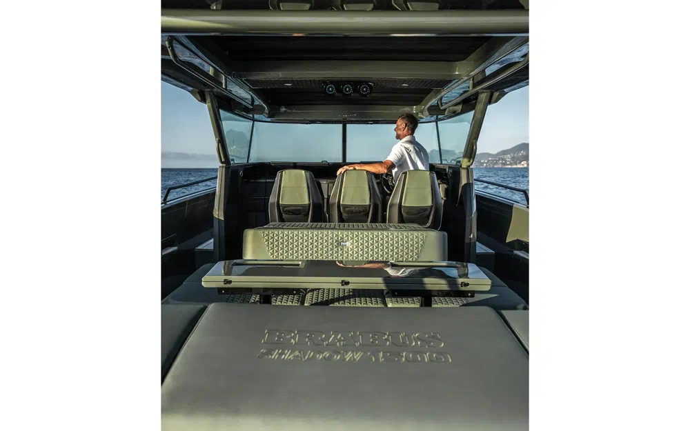 slider 5 Brabus Marine 1500 Cross Top