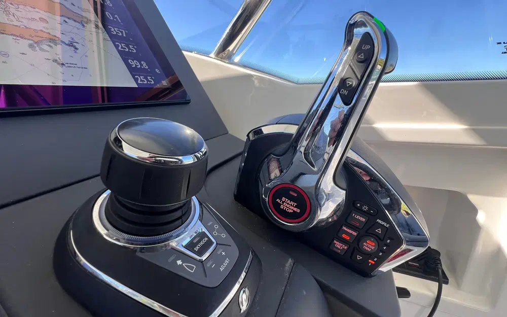 slider 12 Nimbus T11