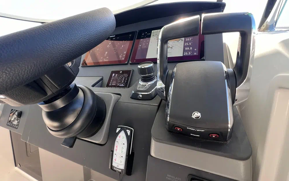 slider 13 Nimbus T11