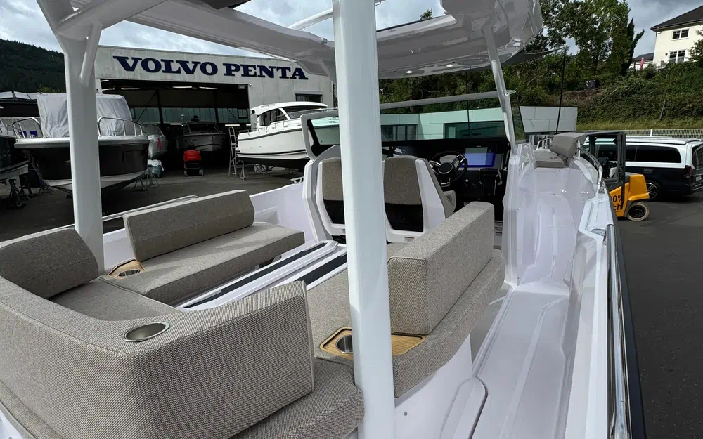 slider 13 Axopar 29 Sun Top