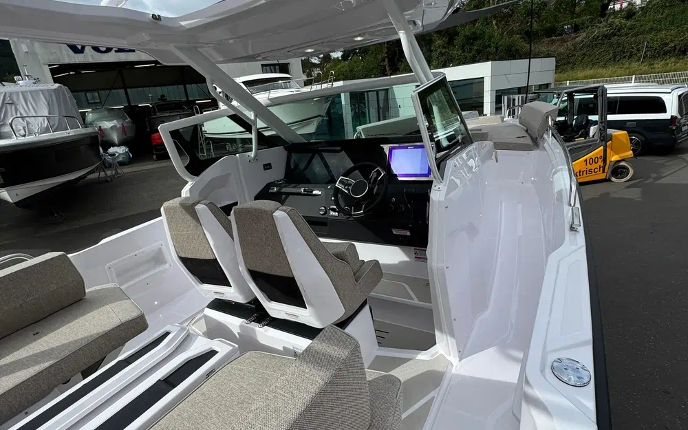 slider 15 Axopar 29 Sun Top