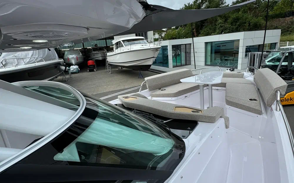 slider 21 Axopar 29 Sun Top