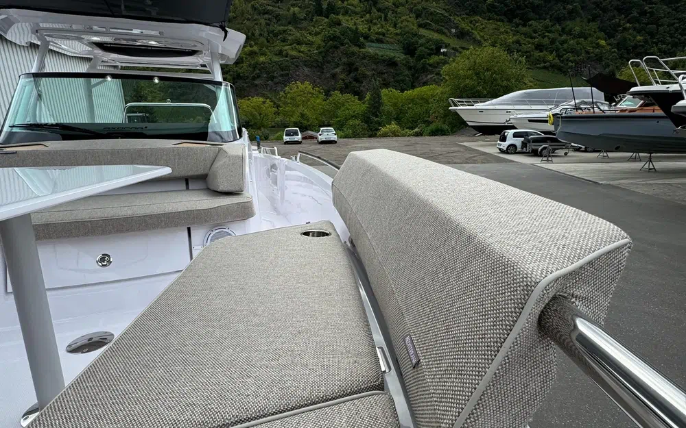 slider 25 Axopar 29 Sun Top