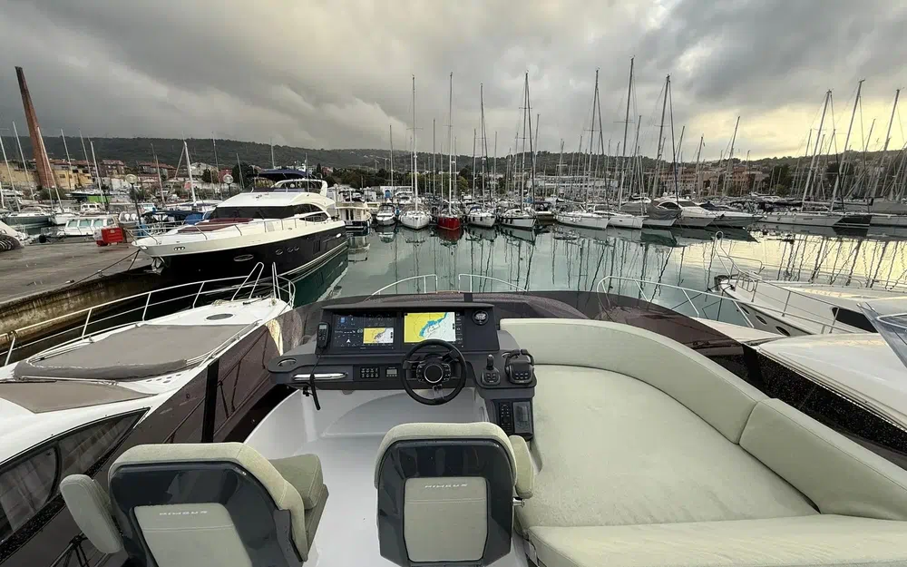 slider 22 Nimbus 495