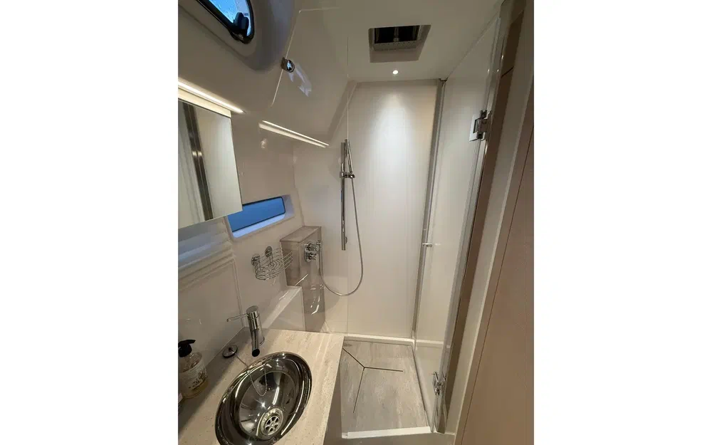 slider 37 Nimbus 495