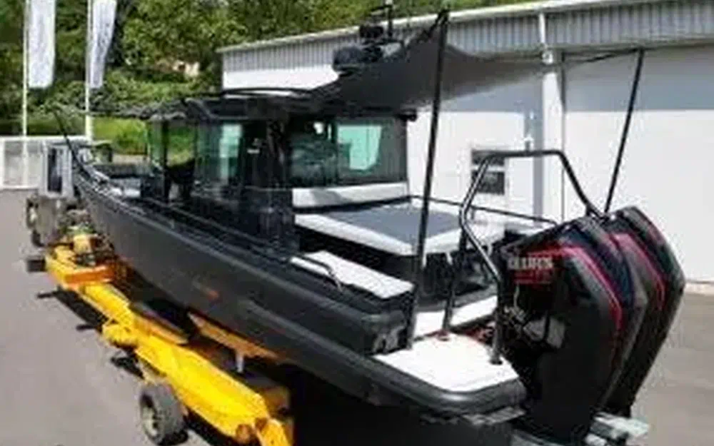 slider 9 Brabus Marine Shadow 500