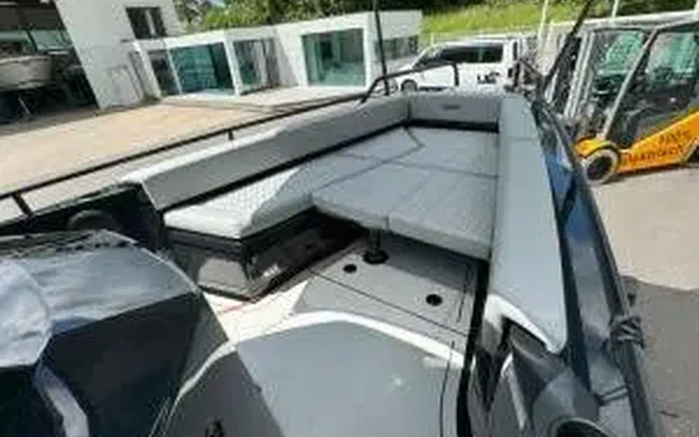 slider 25 Brabus Marine Shadow 500